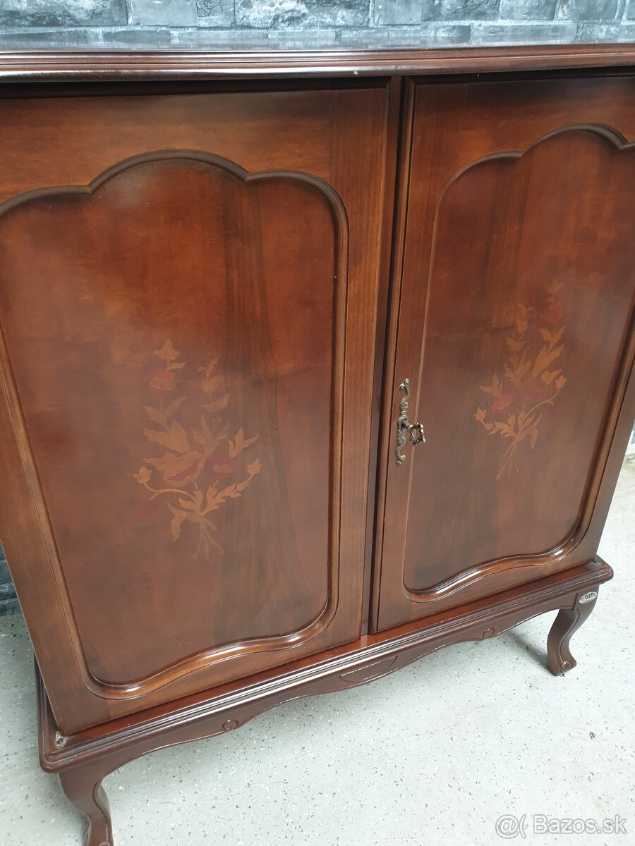 Taliansky nabytok - 2