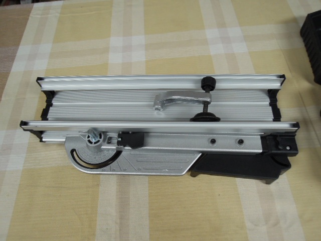 Pila ponorná HECHT 1060 - 2