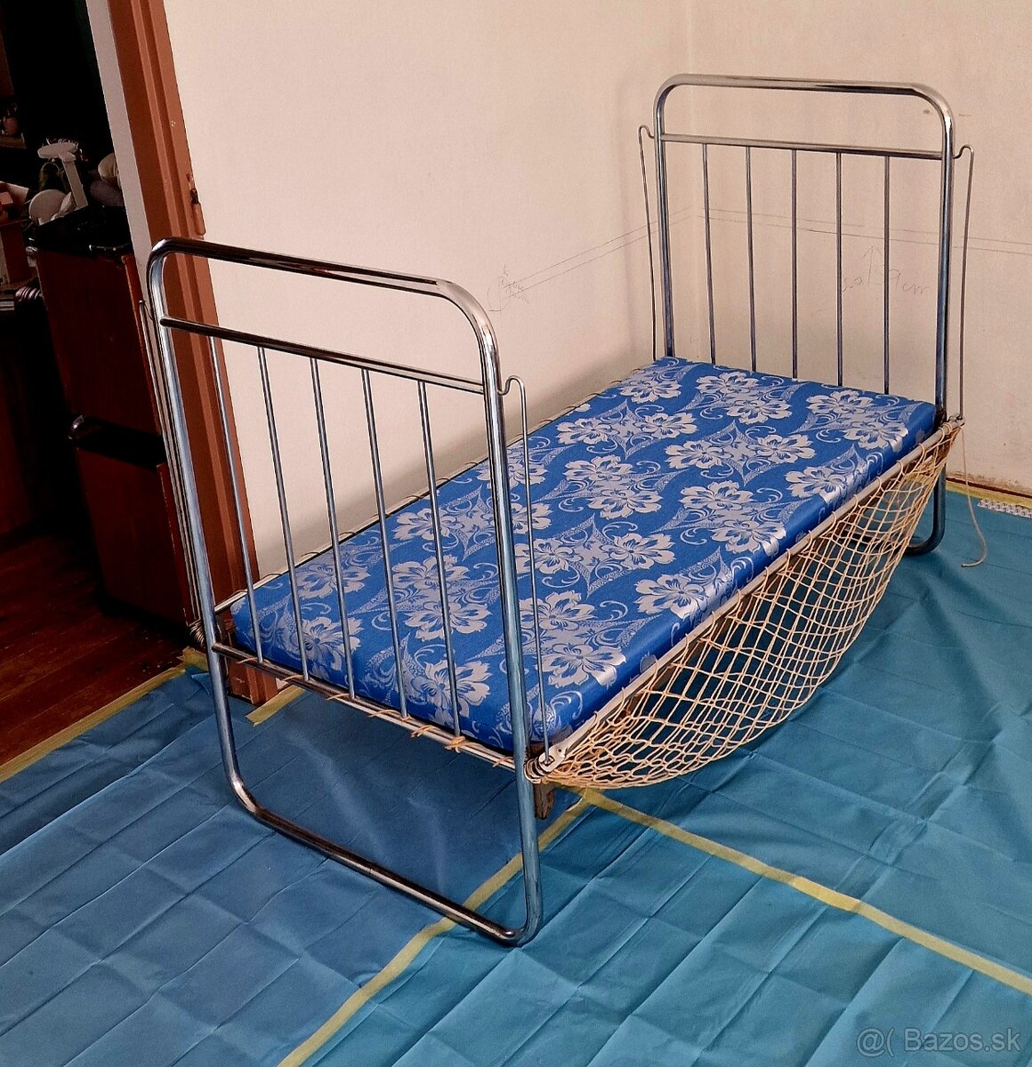 Predám retro detskú chromovú postieľku - 2