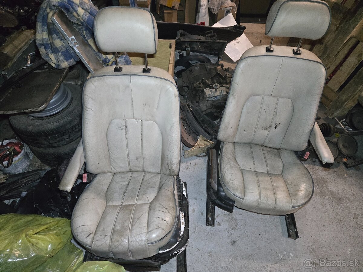 Rozpredám na diely _ Range rover - 2