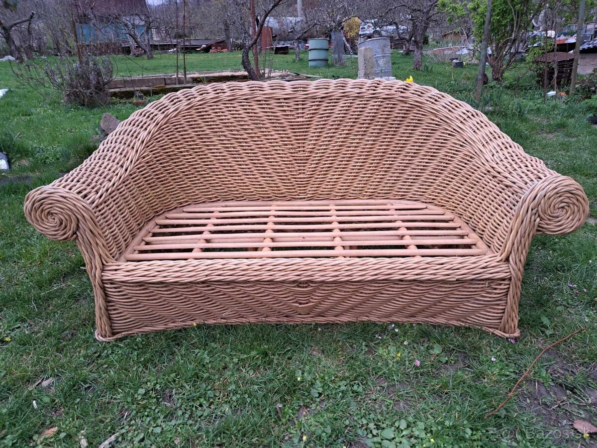 Ratanova sedačka - 2