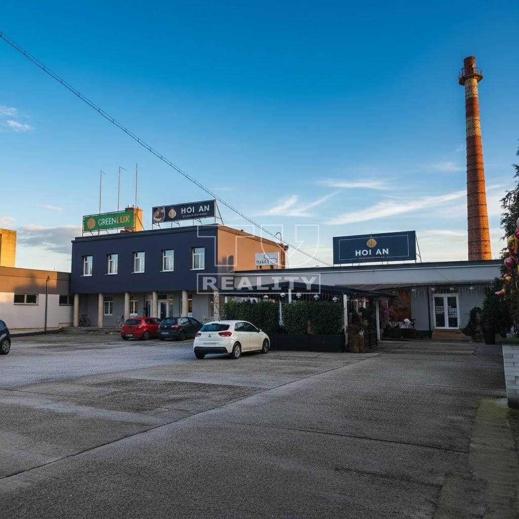 Polyfunkčná budova – Trenčín, Zlatovce - Bratislavská ul. - 2