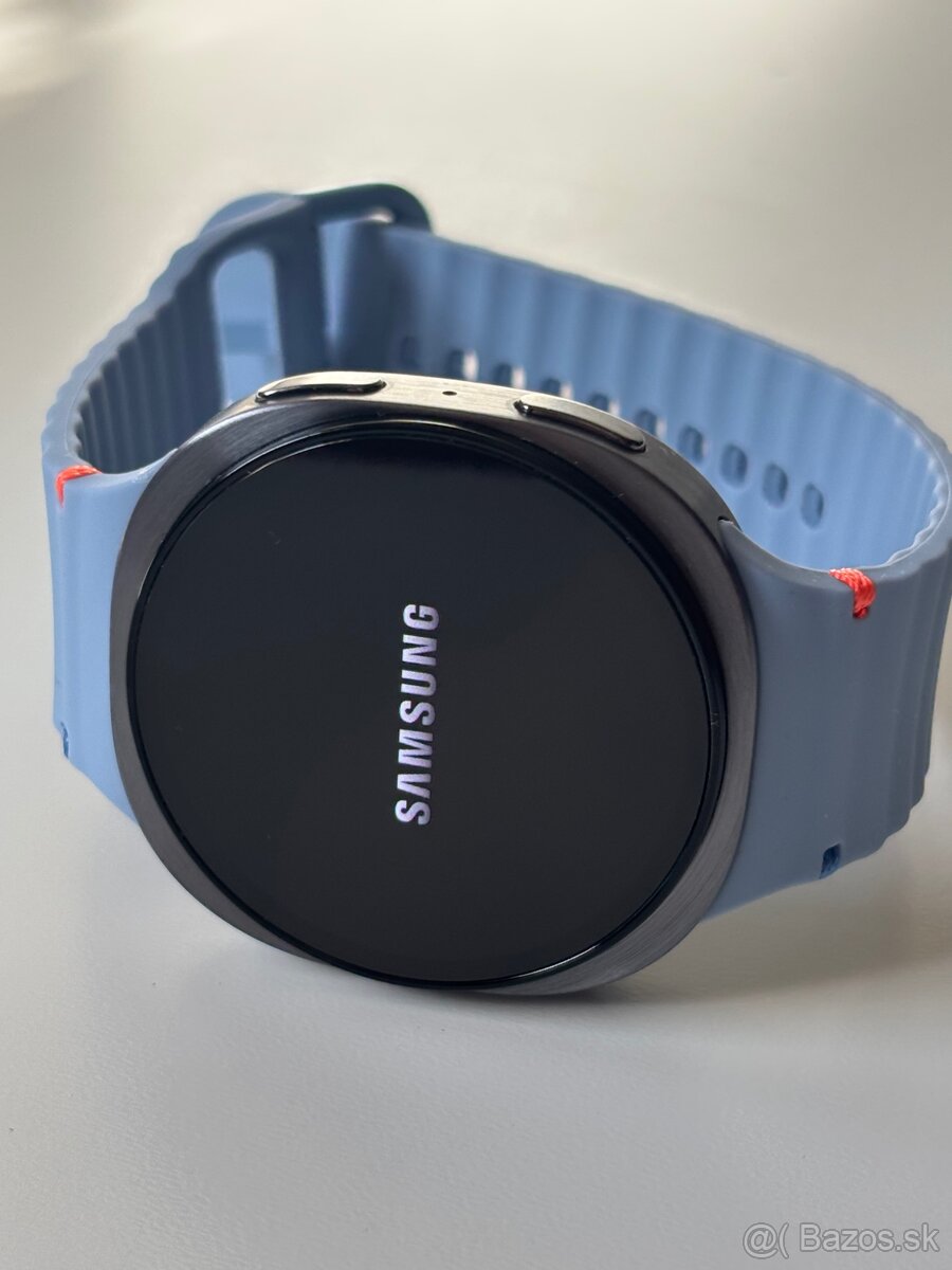 Samsung Galaxy Watch 8 44mm, Blue & Silver - 2