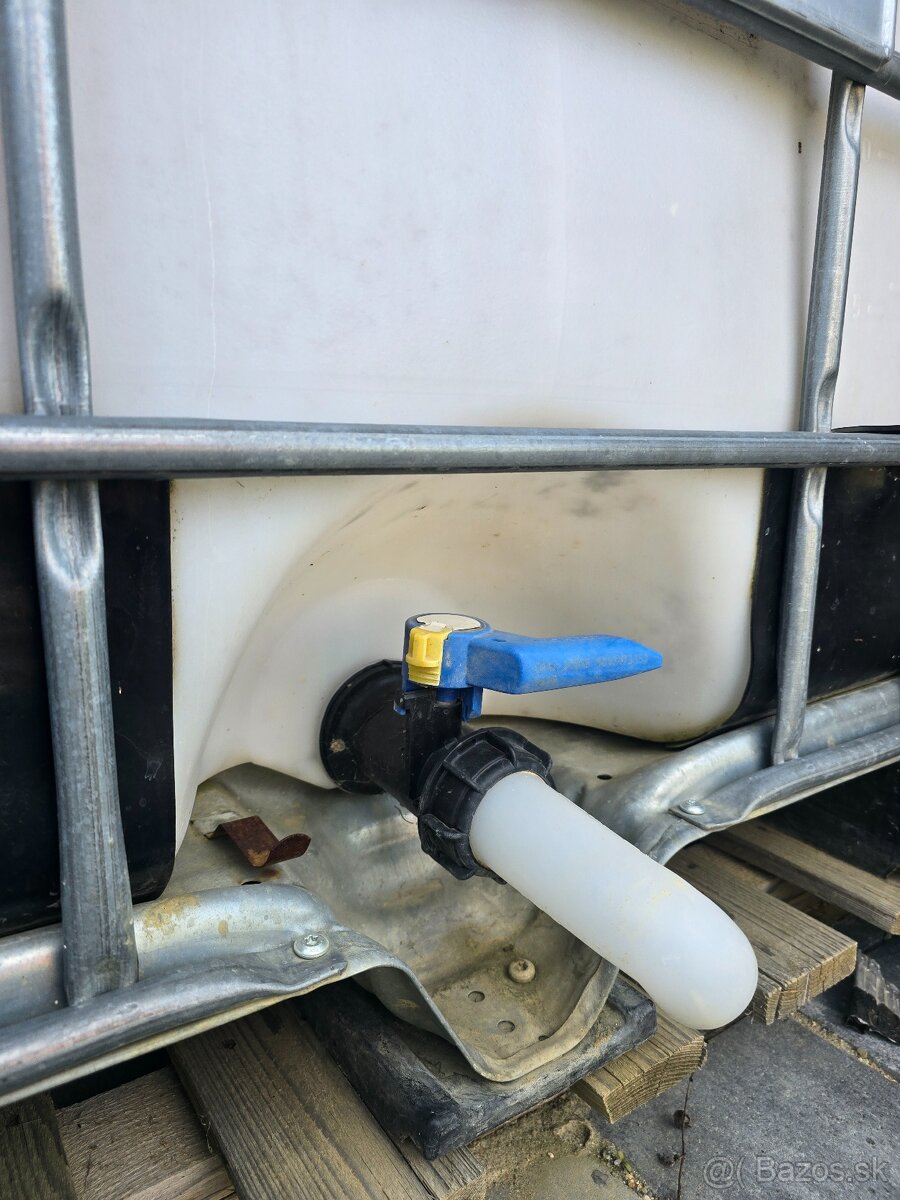 Používaný IBC kontajner - 2