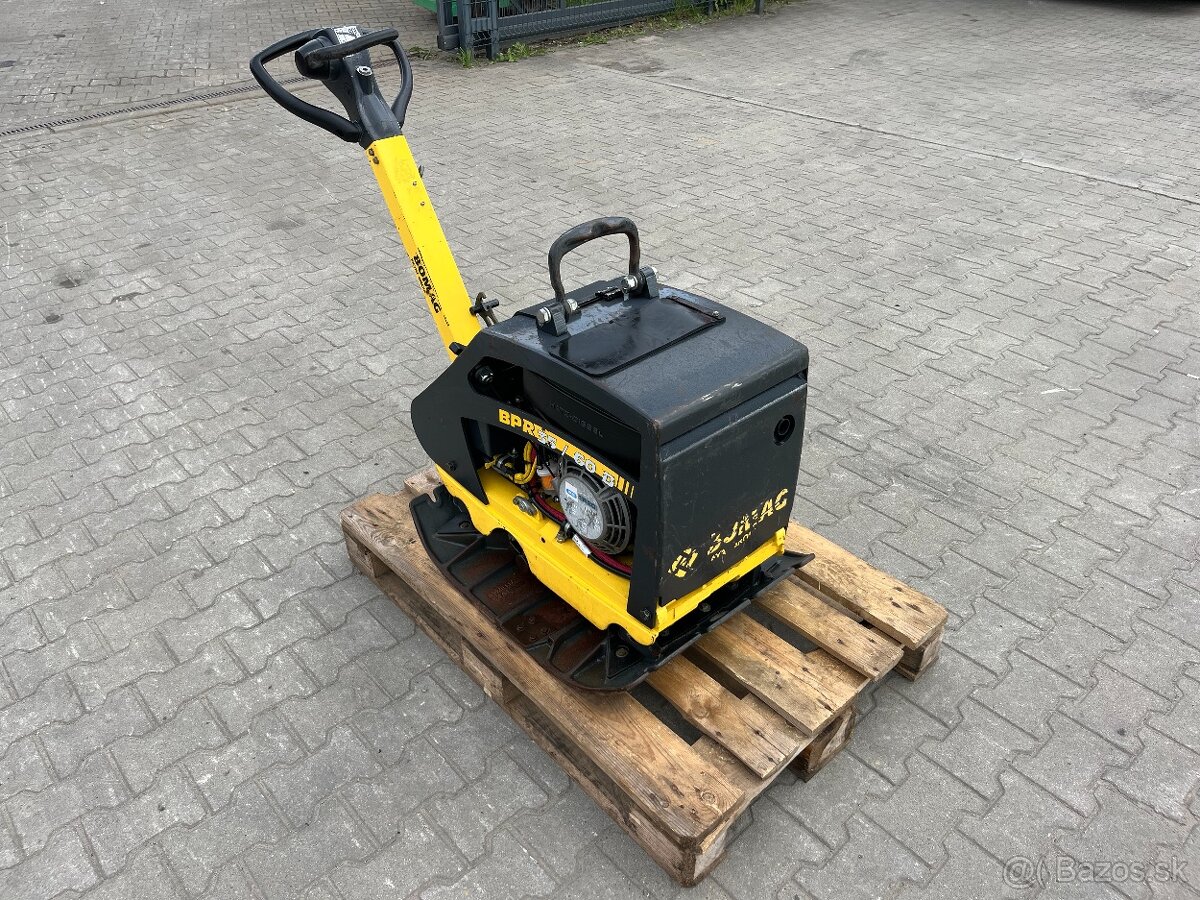 Reverzná vibračná doska Bomag BPR 35/60 D/E, 215mth - 2