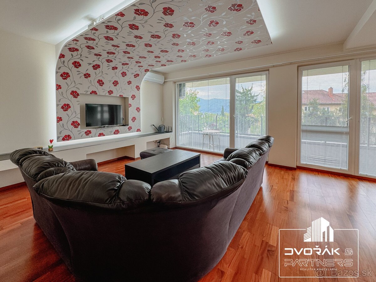 EXKLUZÍVNE 3 izbový byt v centre mesta na Komenského ulic - 2