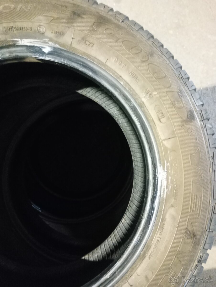 Ponúkam zimné pneu 195/65 R15 91T Good Year - 2