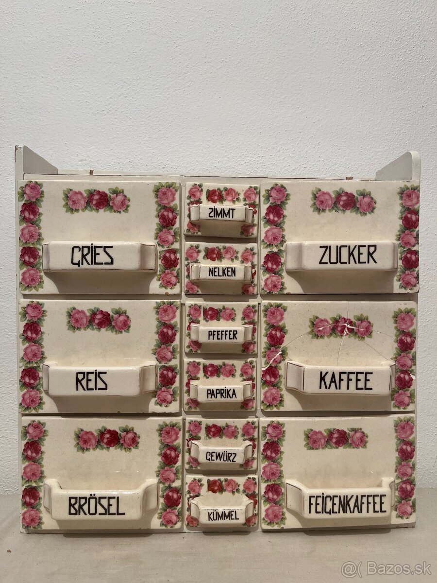 Starožitné šuflíkové koreničky - 2