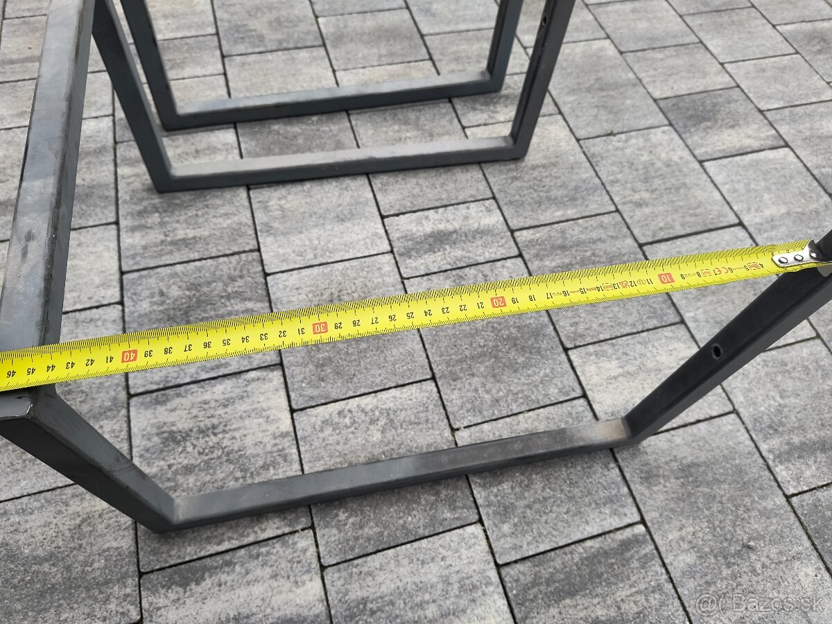 Držiak na pneumatiky - 2