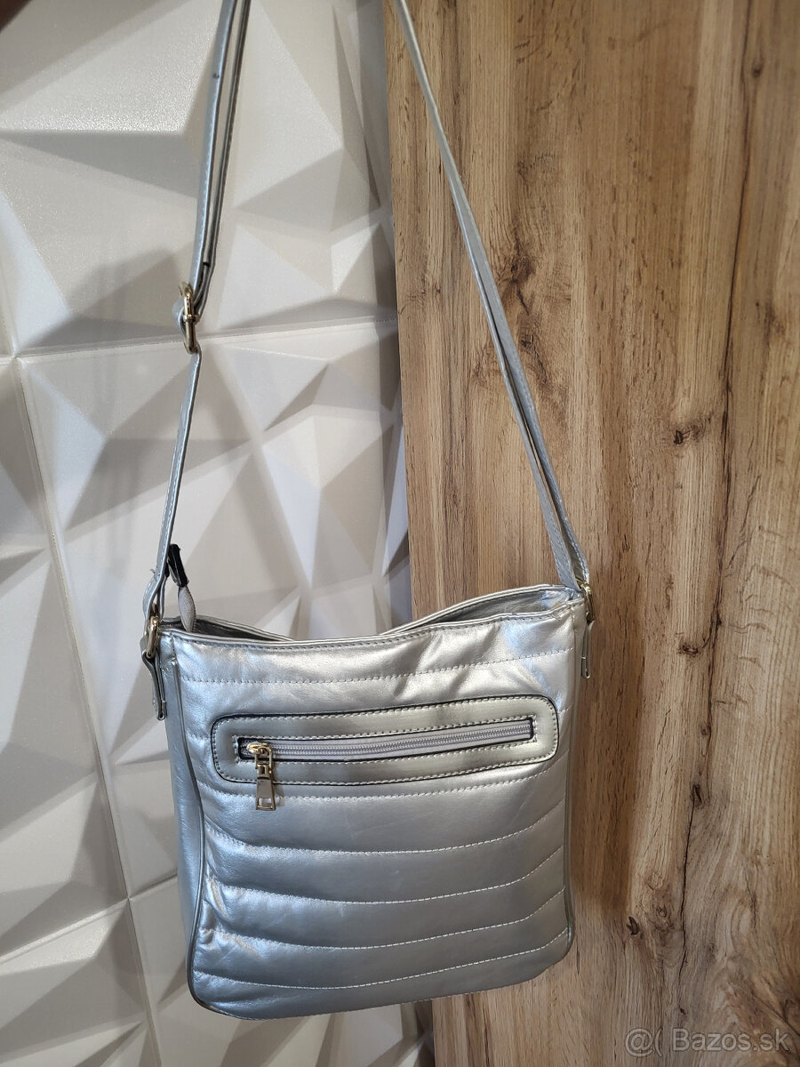 NOVÁ strieborná kabelka - 2