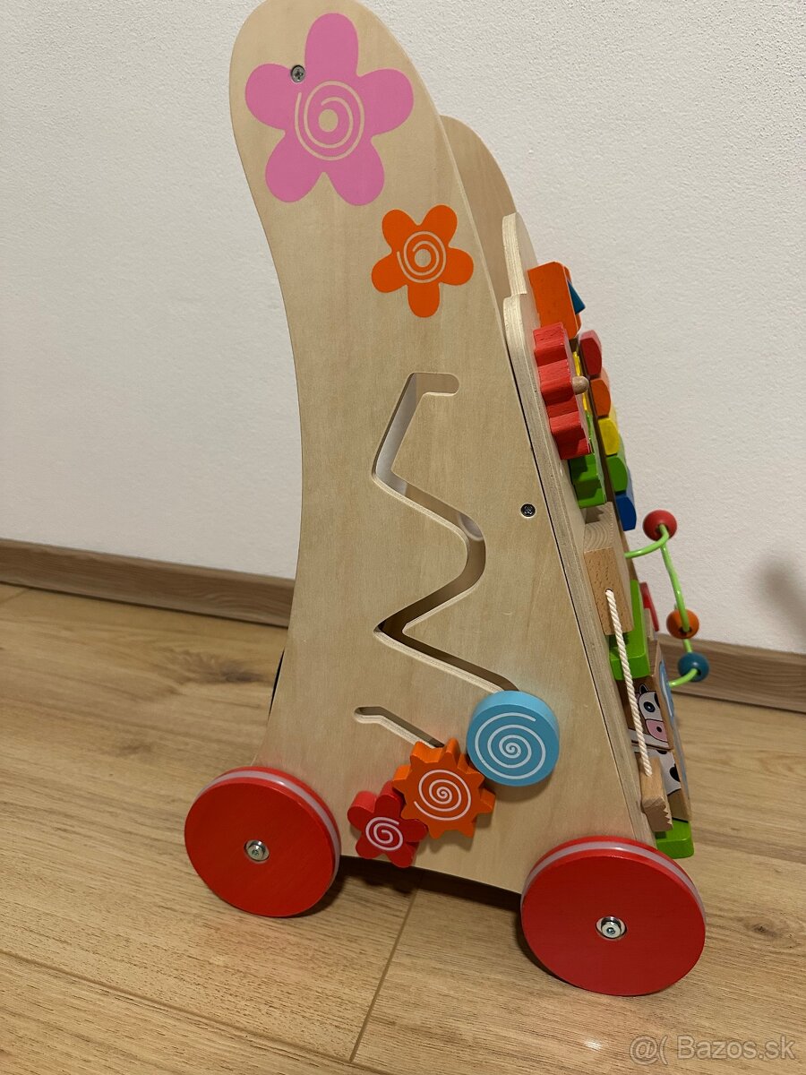 Drevené chodítko na tlačenie - 2