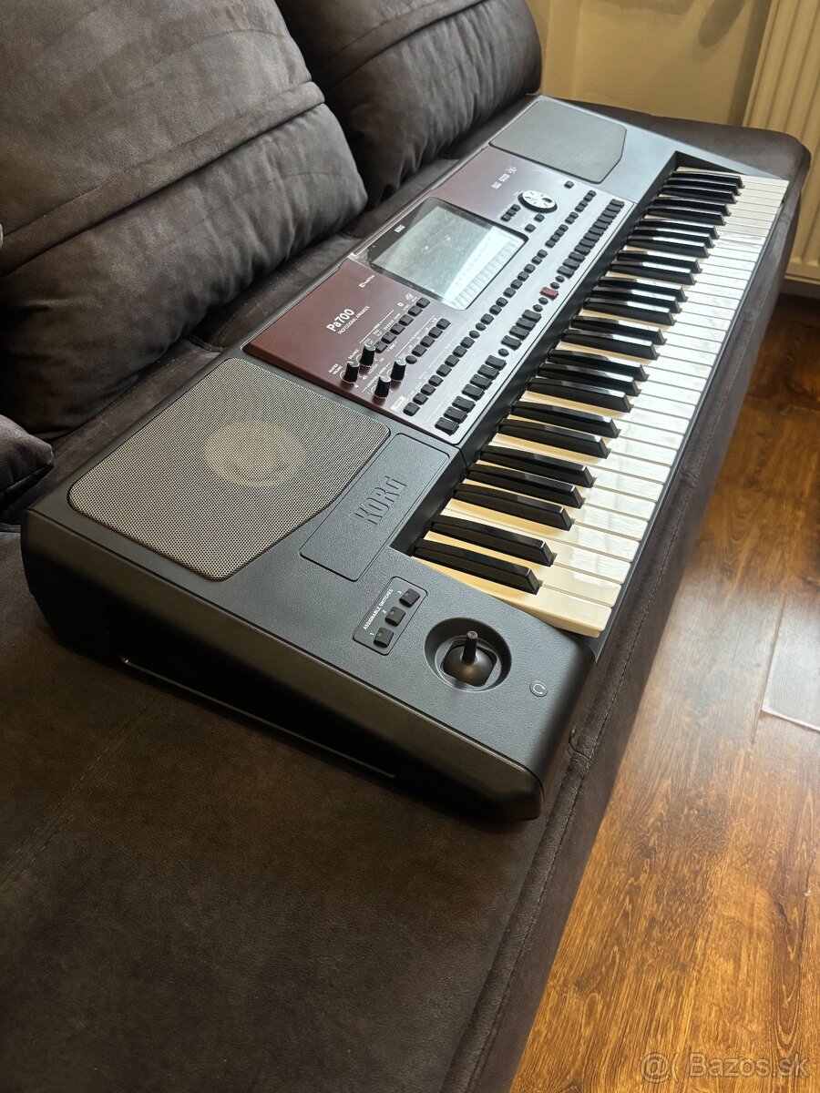 Predám KORG Pa700 - 2