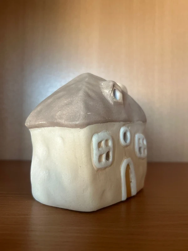 Keramický domček béžovo-hnedý - 2