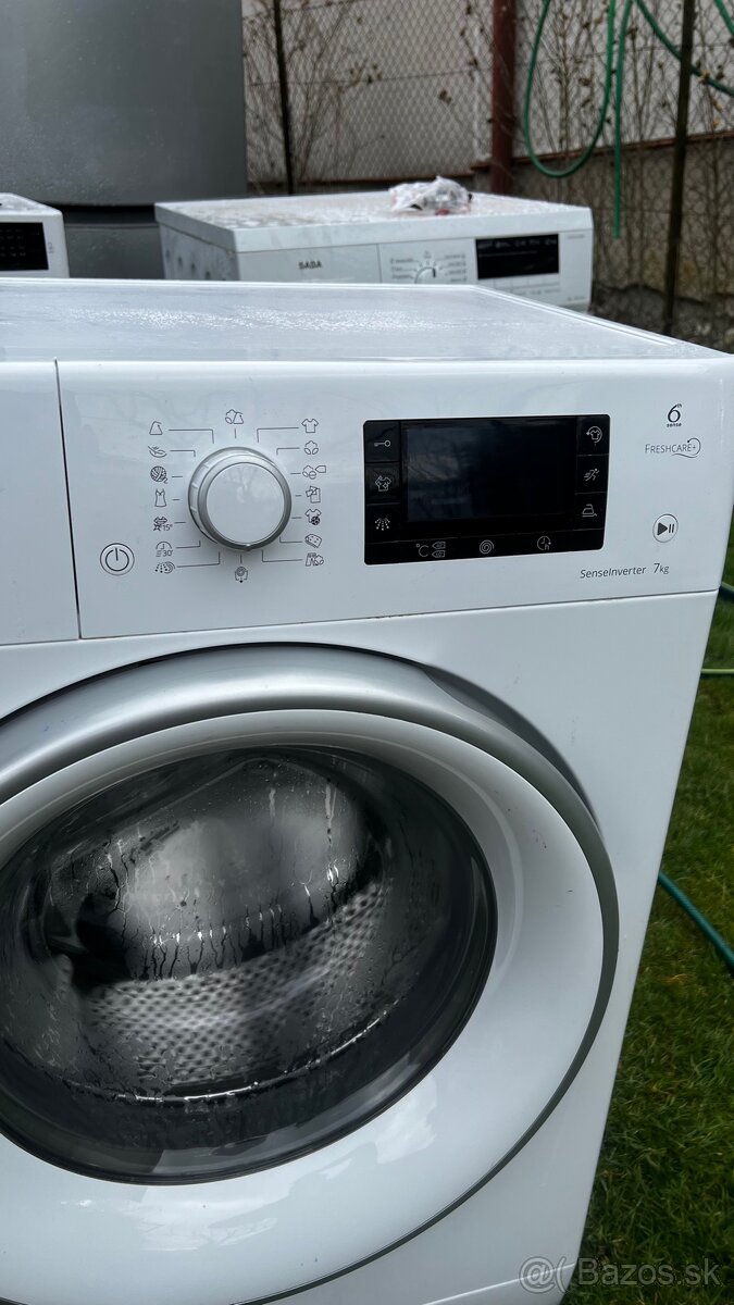 Práčka Whirlpool FreshCare+ (7kg) - 2