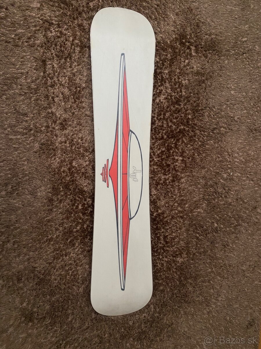 Predám snowboard GNU 153 cm - 2