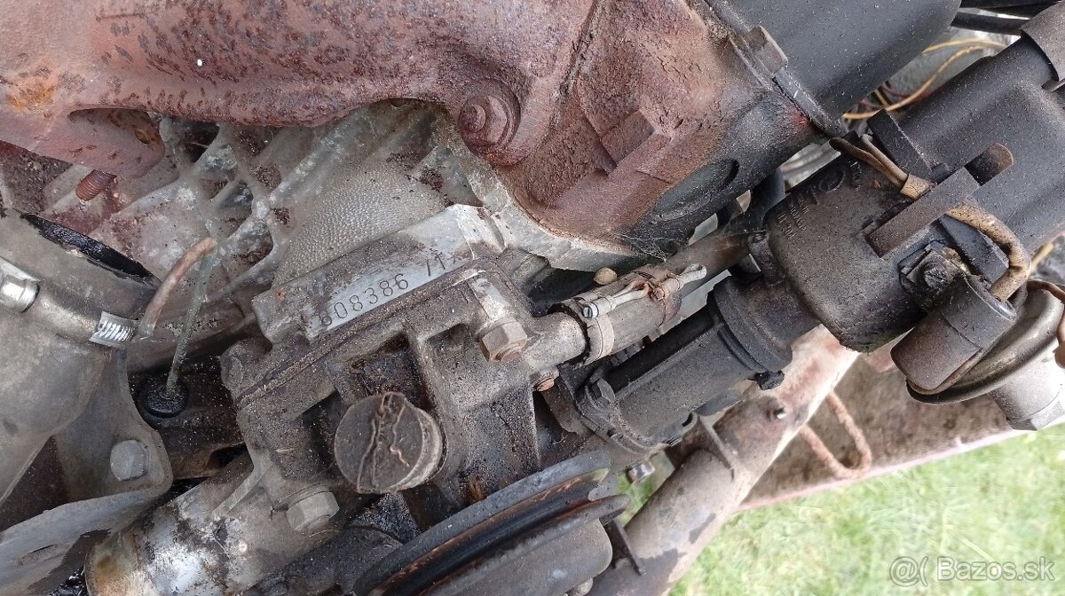 motor škoda 105 - 2