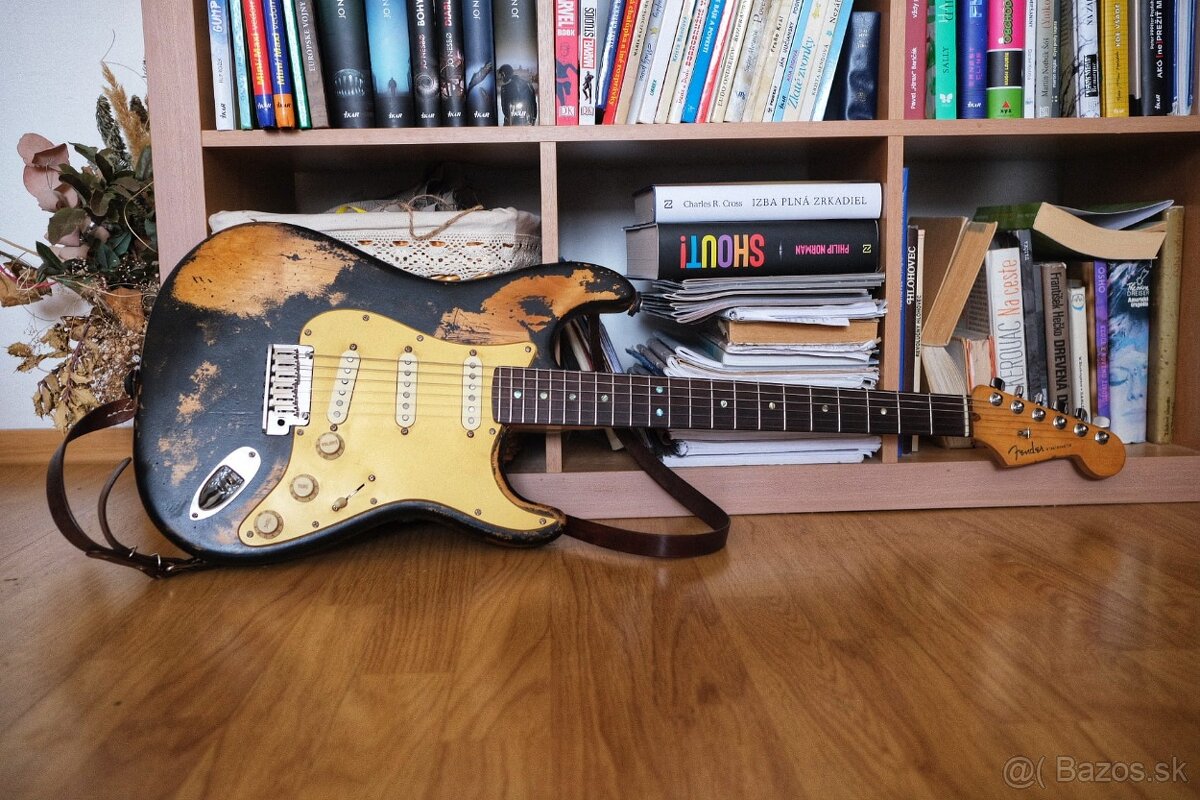 Fender USA Deluxe Stratocaster 2004 - 2