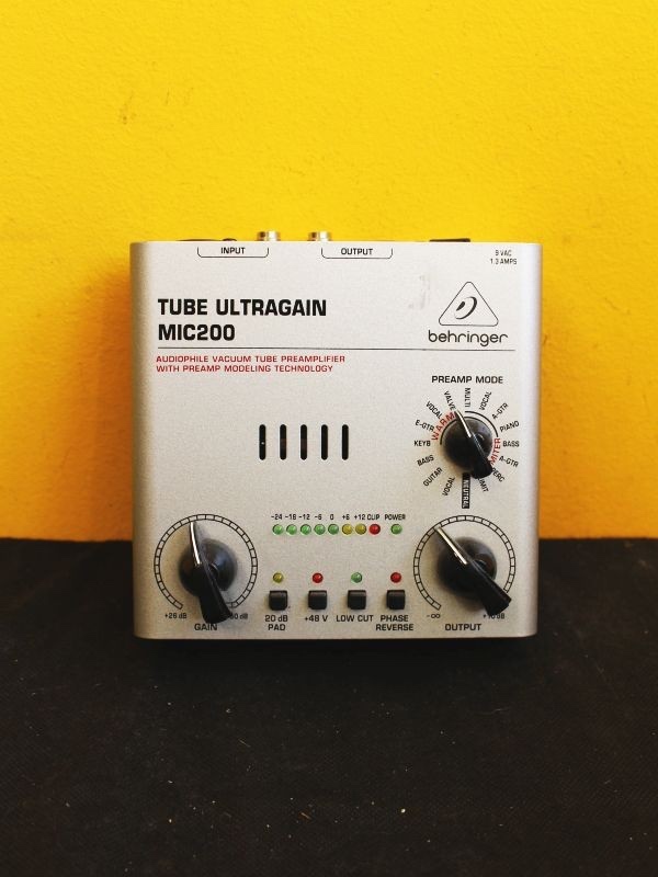 Focusrite Behringer Mix - 2