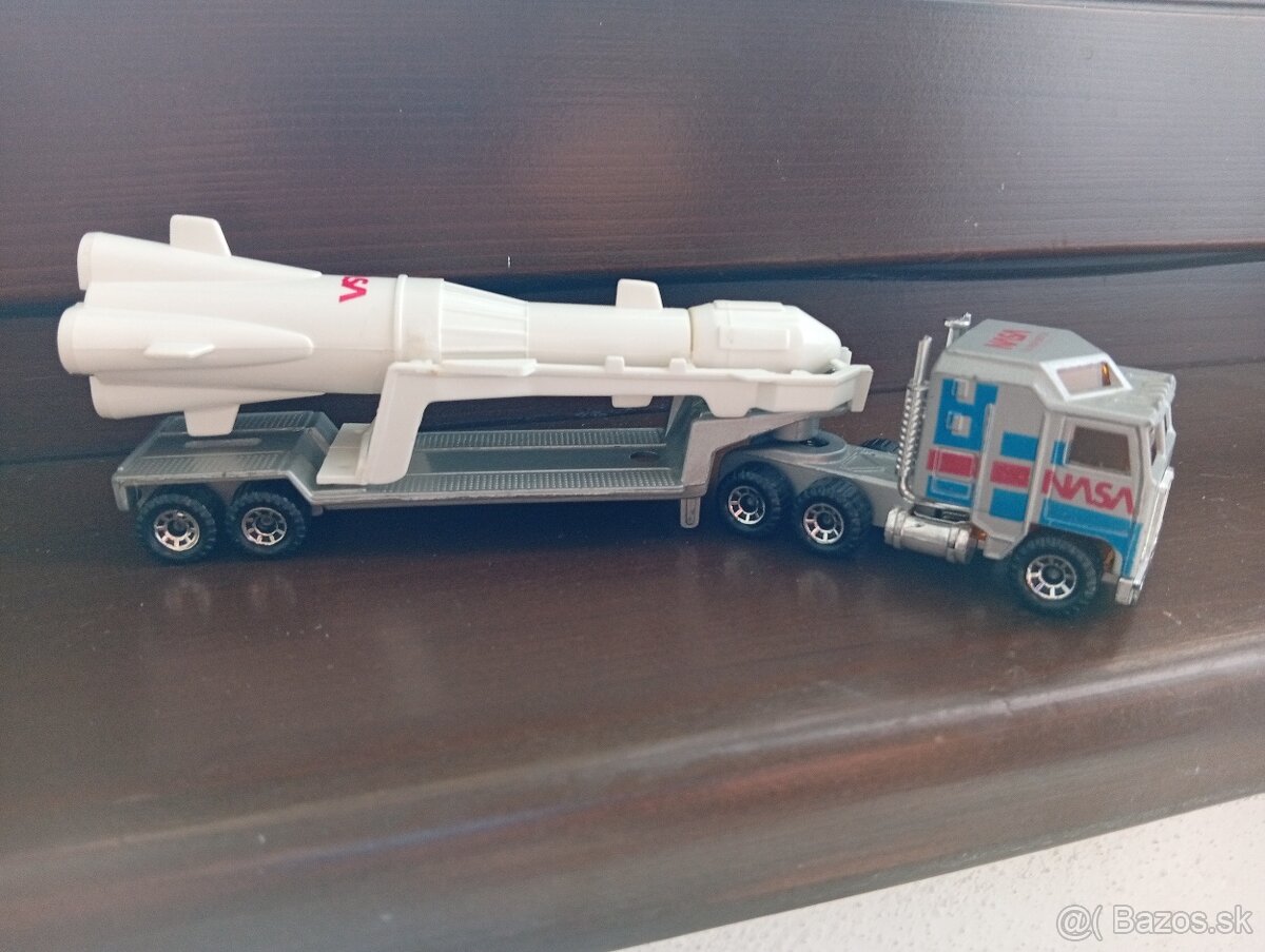 Matchbox Convoy CY-2, NASA Rocket Transporter - 2