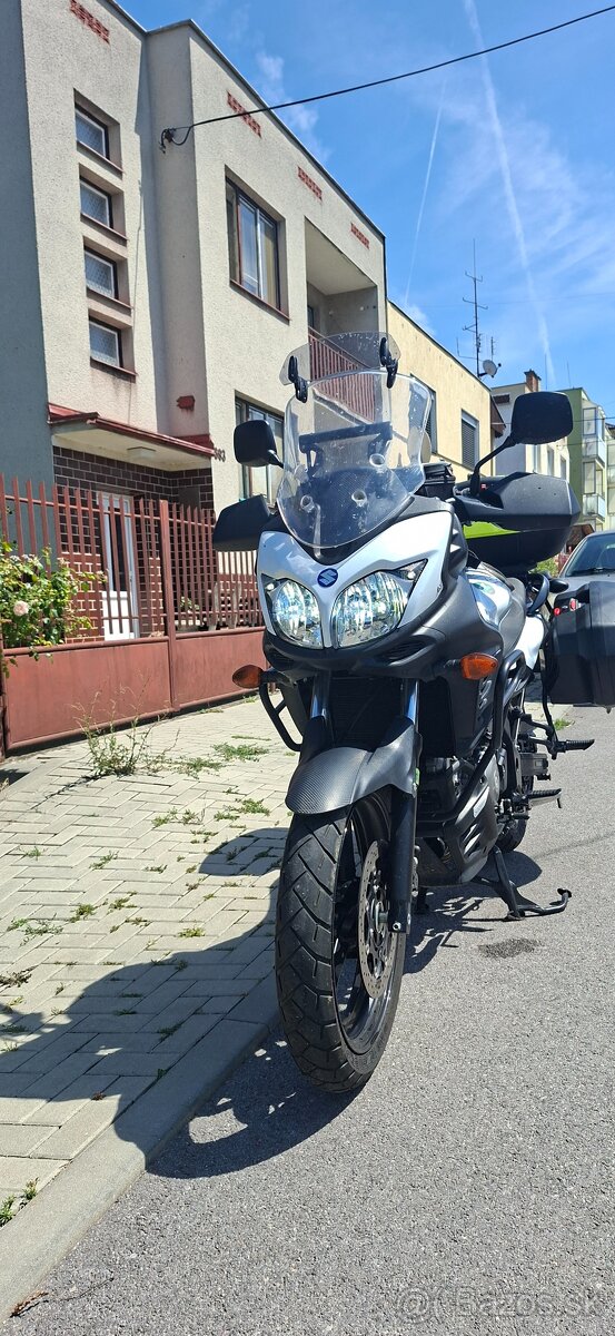 Suzuki DL 650 A V strom - 2