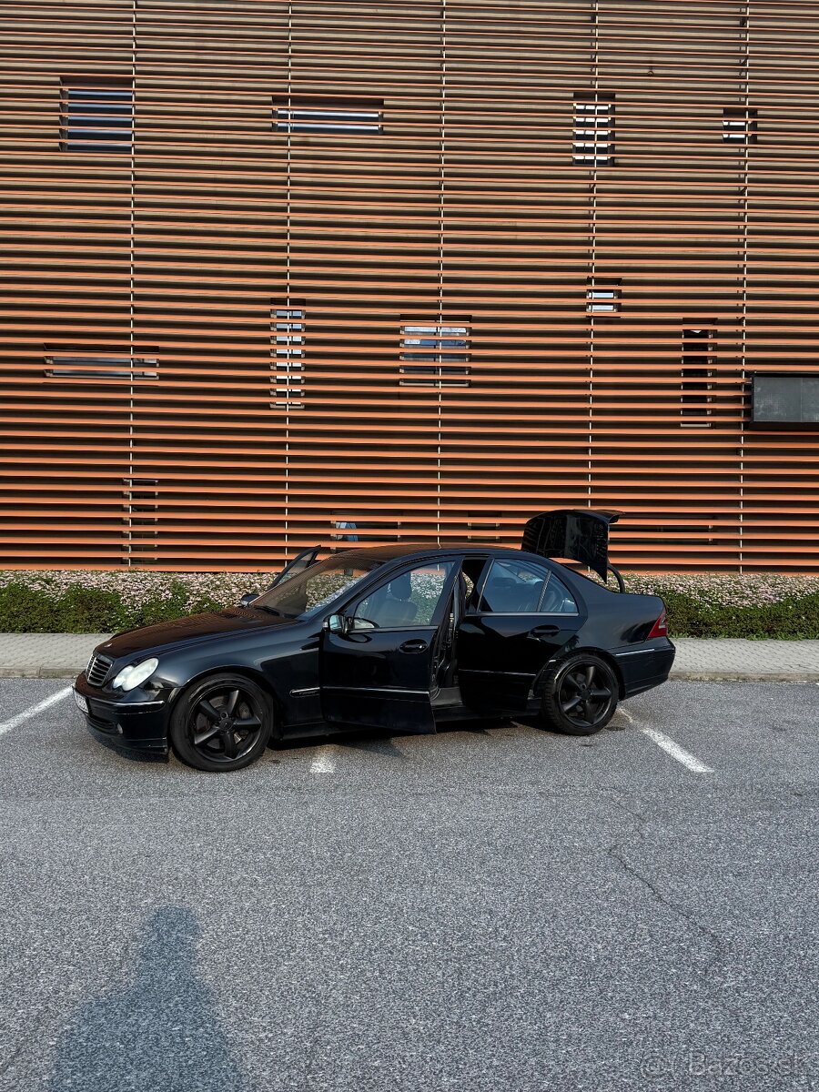 Mercedes C220 CDI W203 - 2