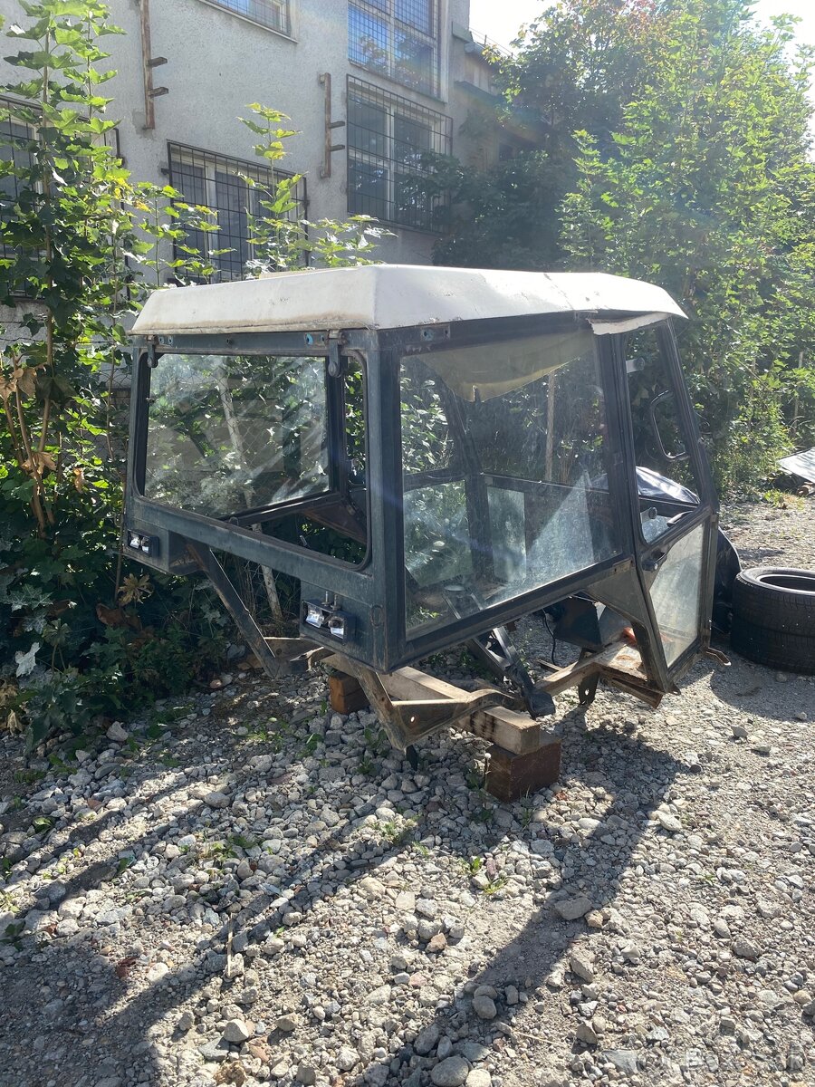 Zetor 72 kabína - 2