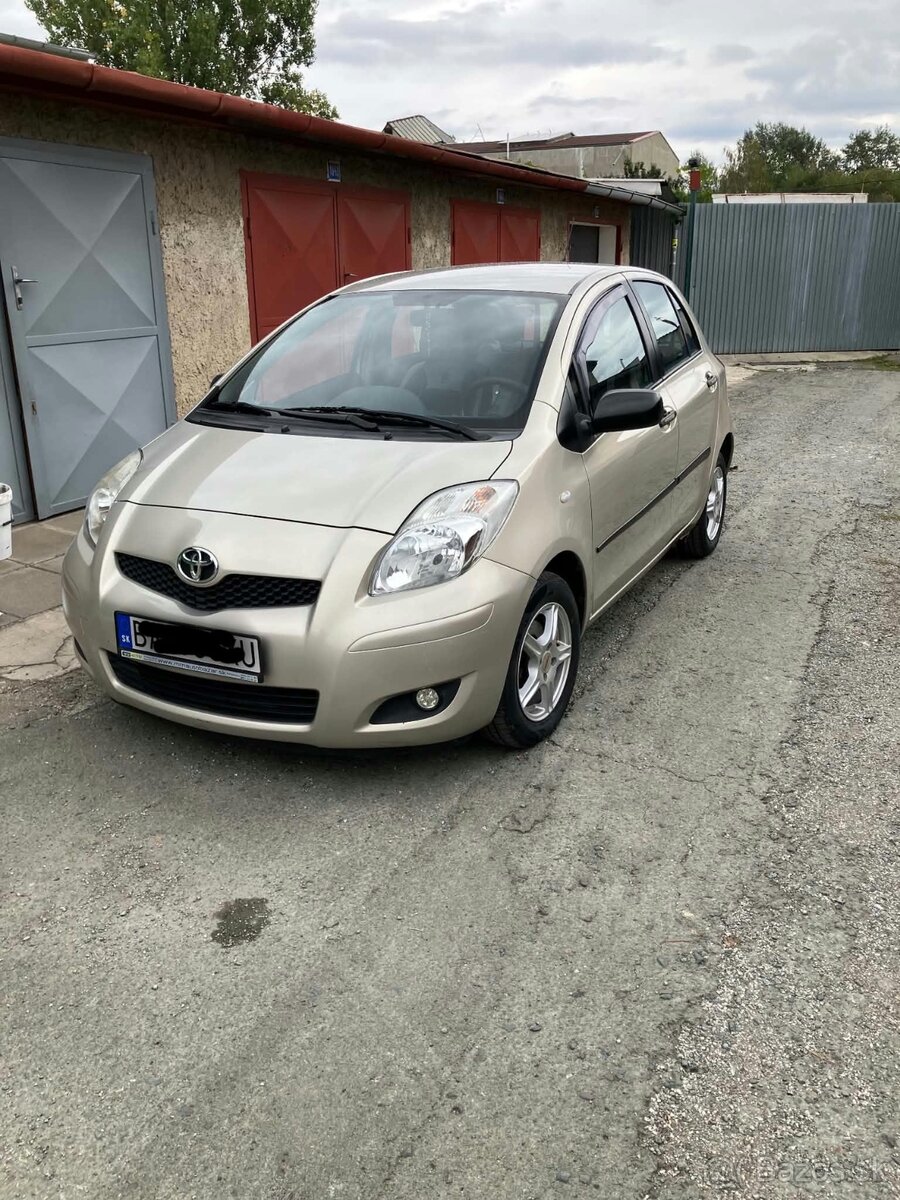 Toyota Yaris - 2