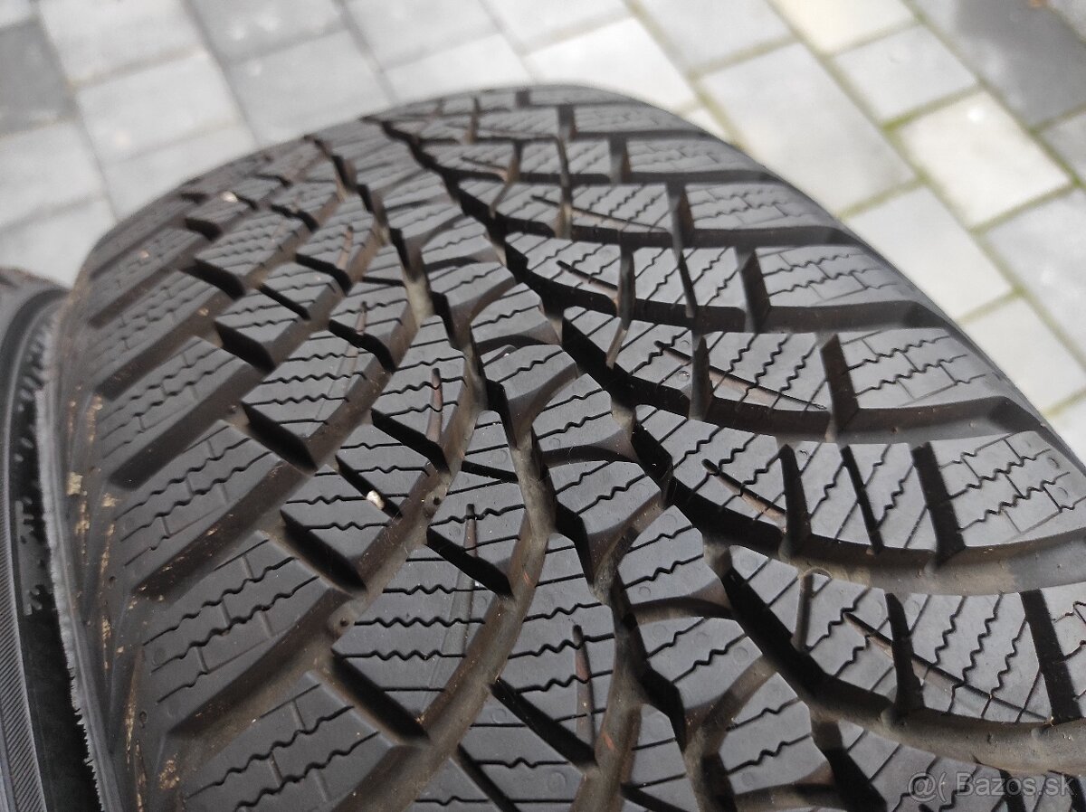 Zimné pneumatiky 205/45R17 Kumho - 2