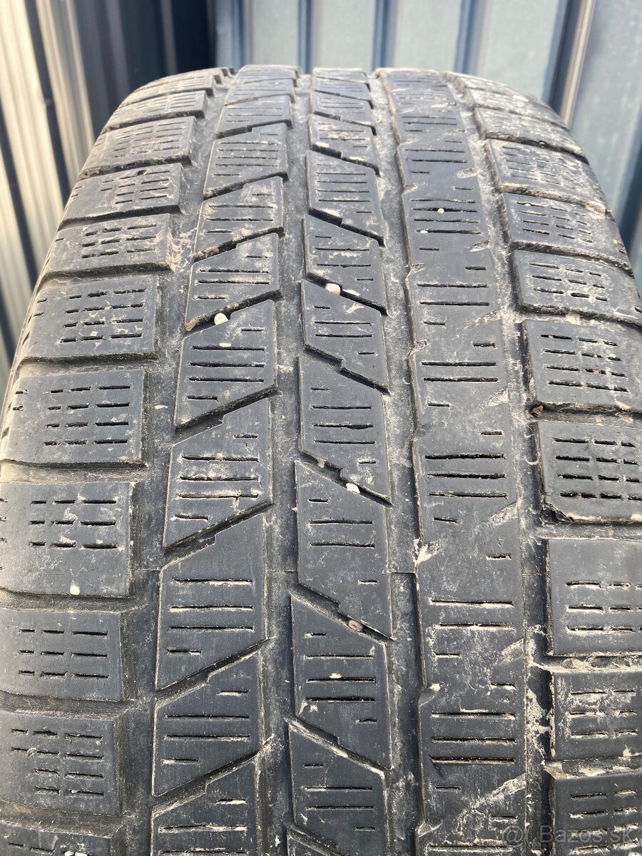 Zimne pneu 255/55r19 - 2