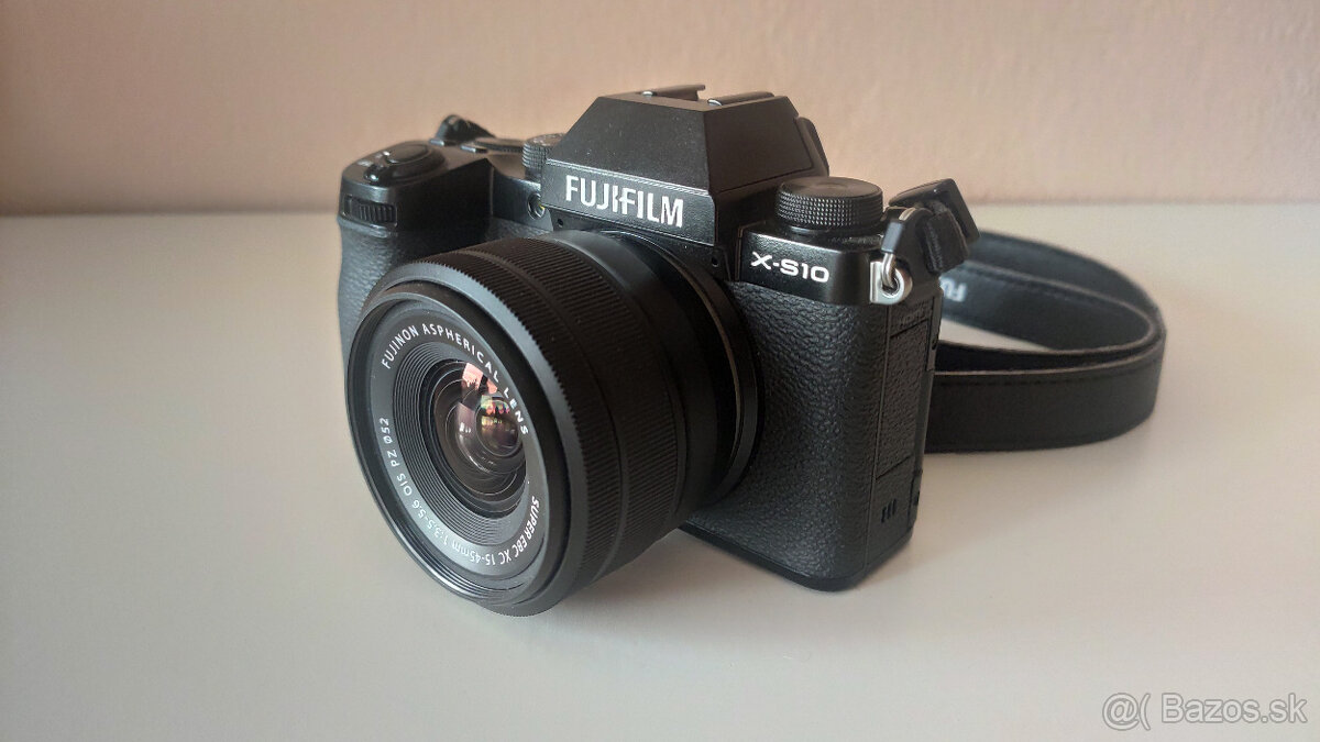 FUJIFILM X-S10 - 2
