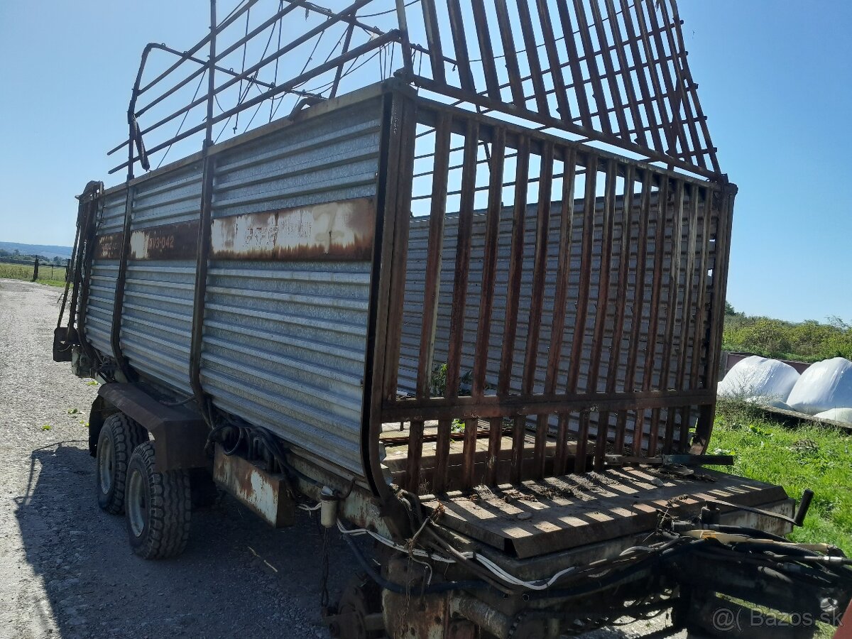 Predám zberací voz HORAL MV3 - 2