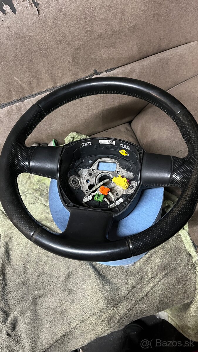 A4 b7 volant - 2