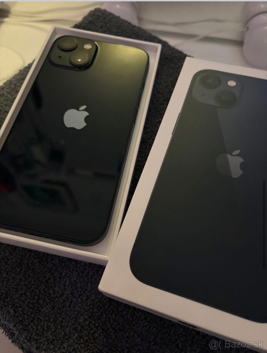 Predám Iphone 13 - 2