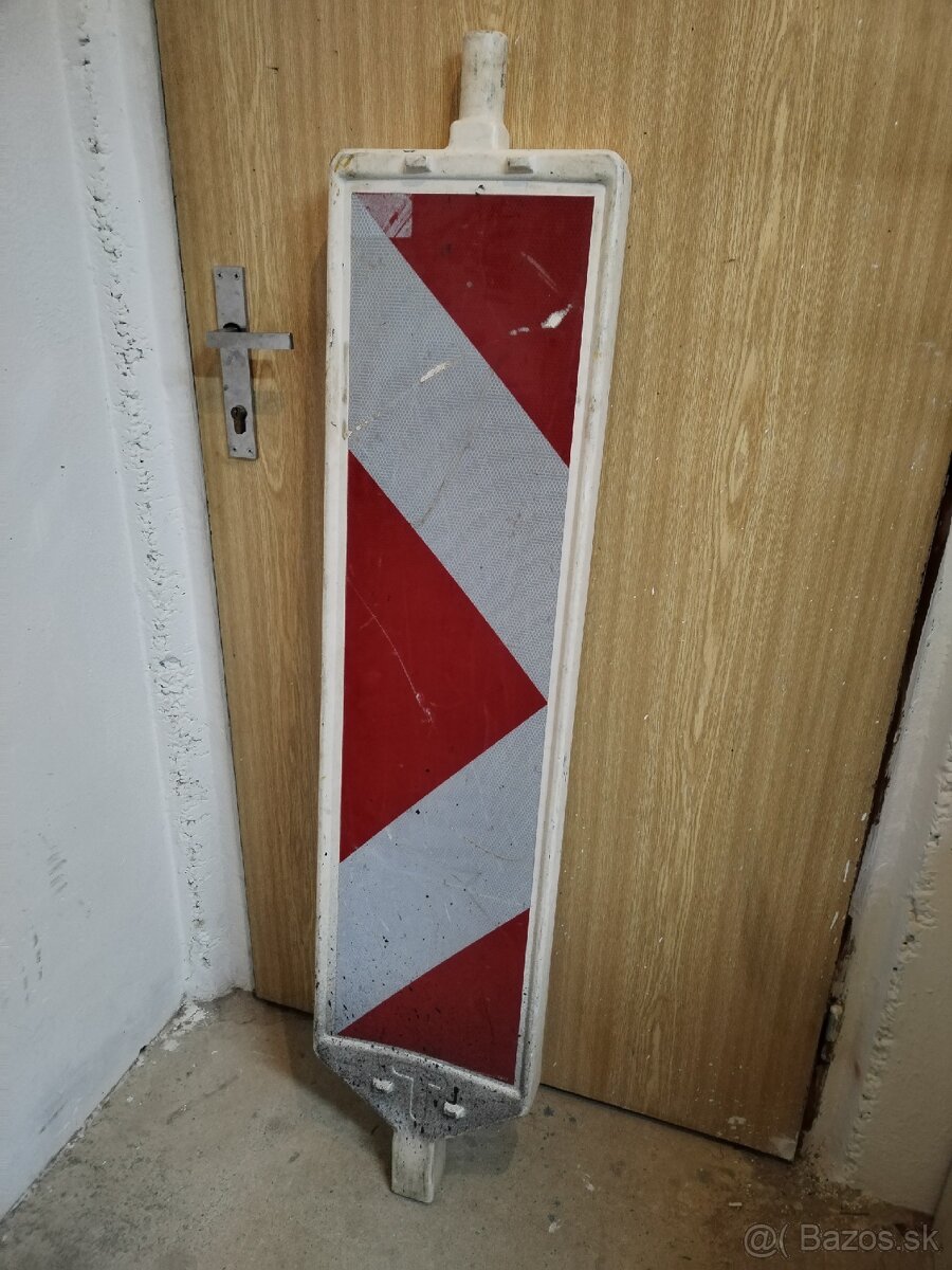 Dopravná značka označník - 2