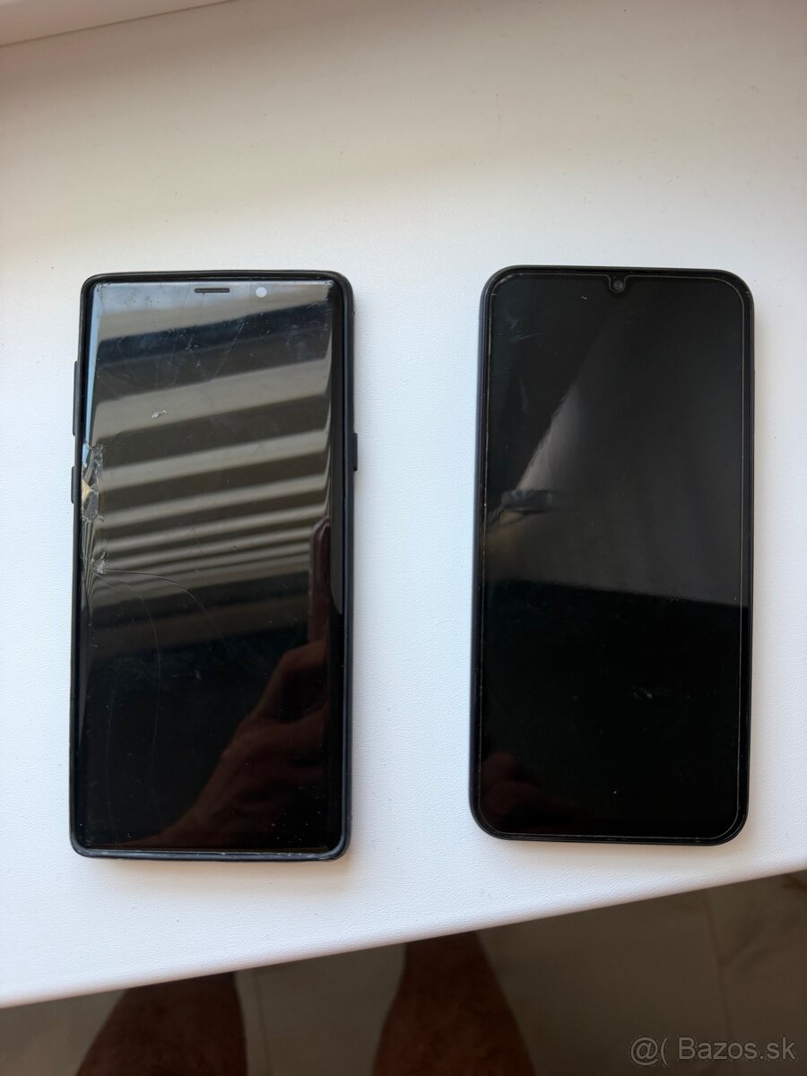 2x samsung (na suciastky) - 2