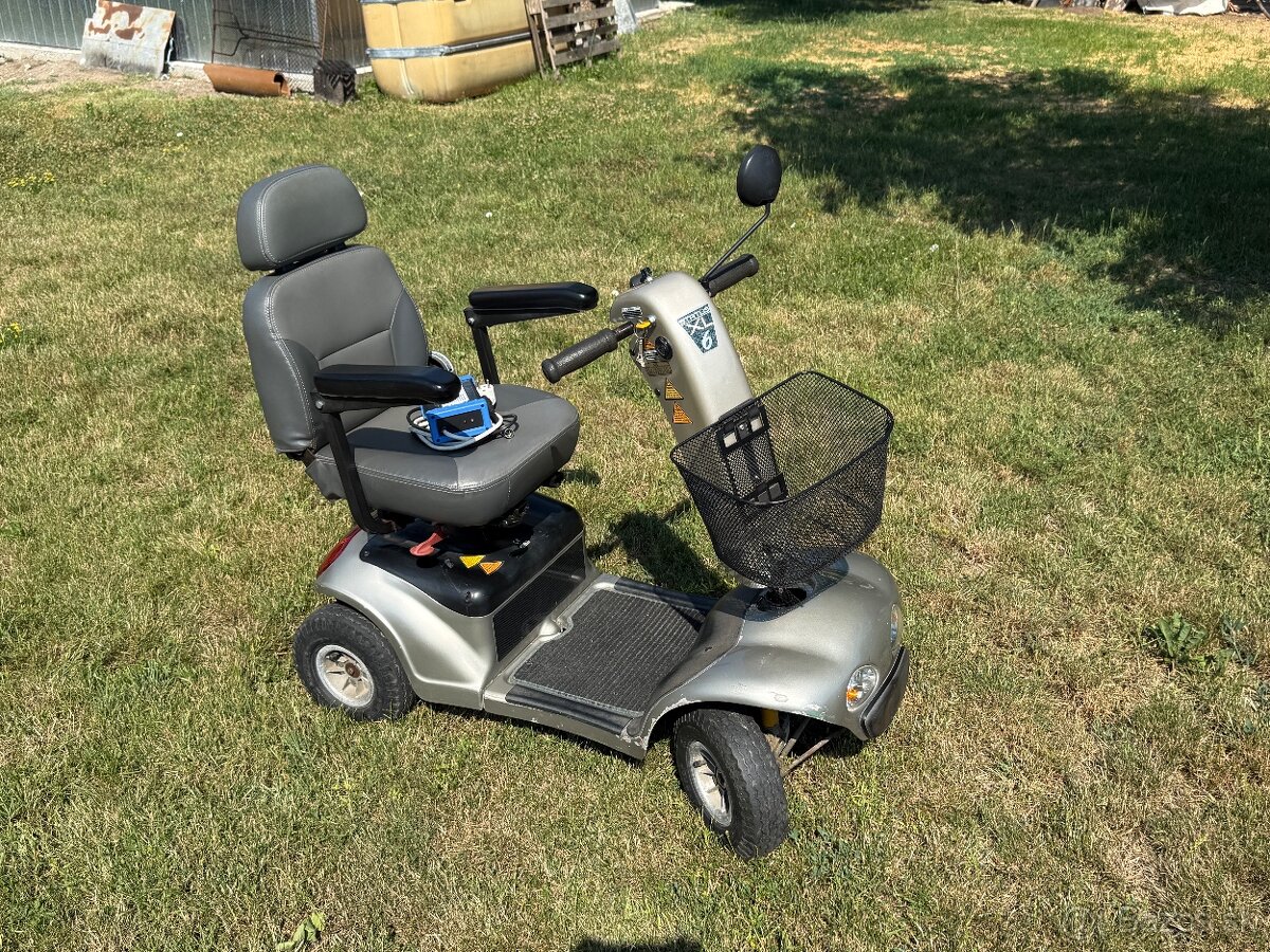 Elektrický invalidný vozík - 2