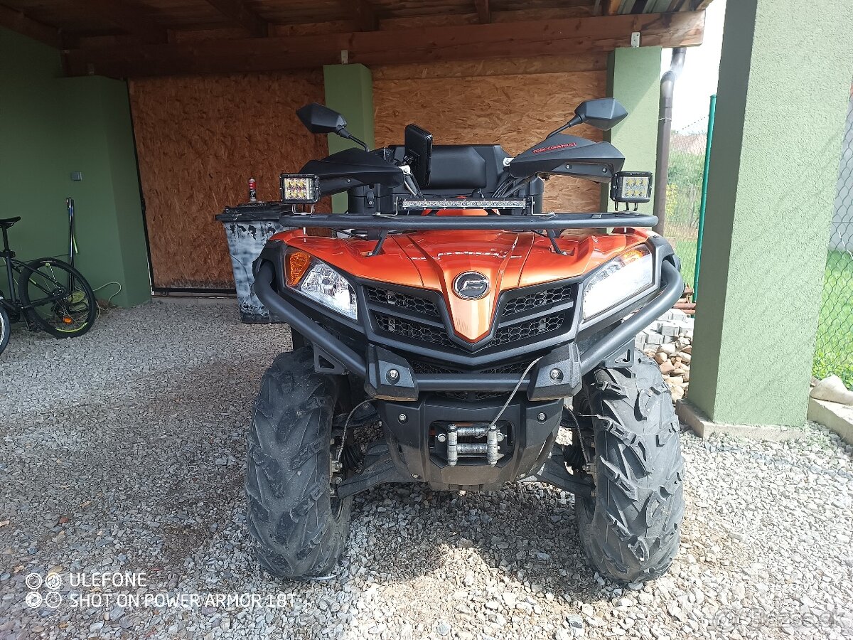 CF MOTO C FORCE 520 L