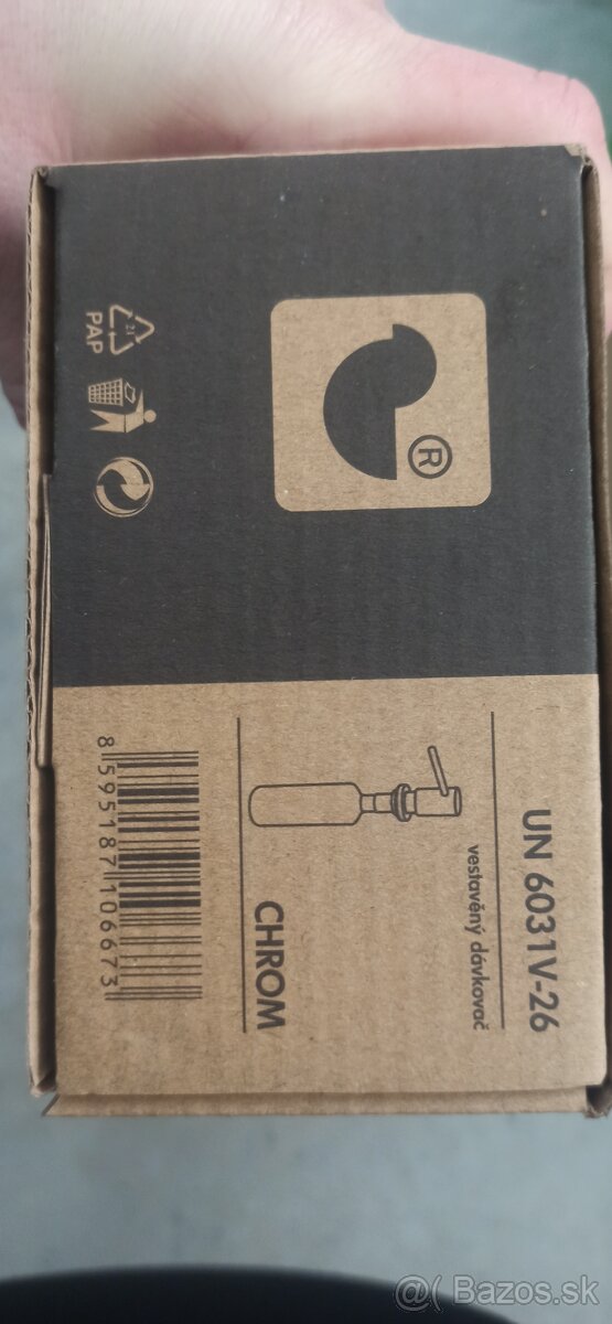 Vstavany davkovac mydla - 2