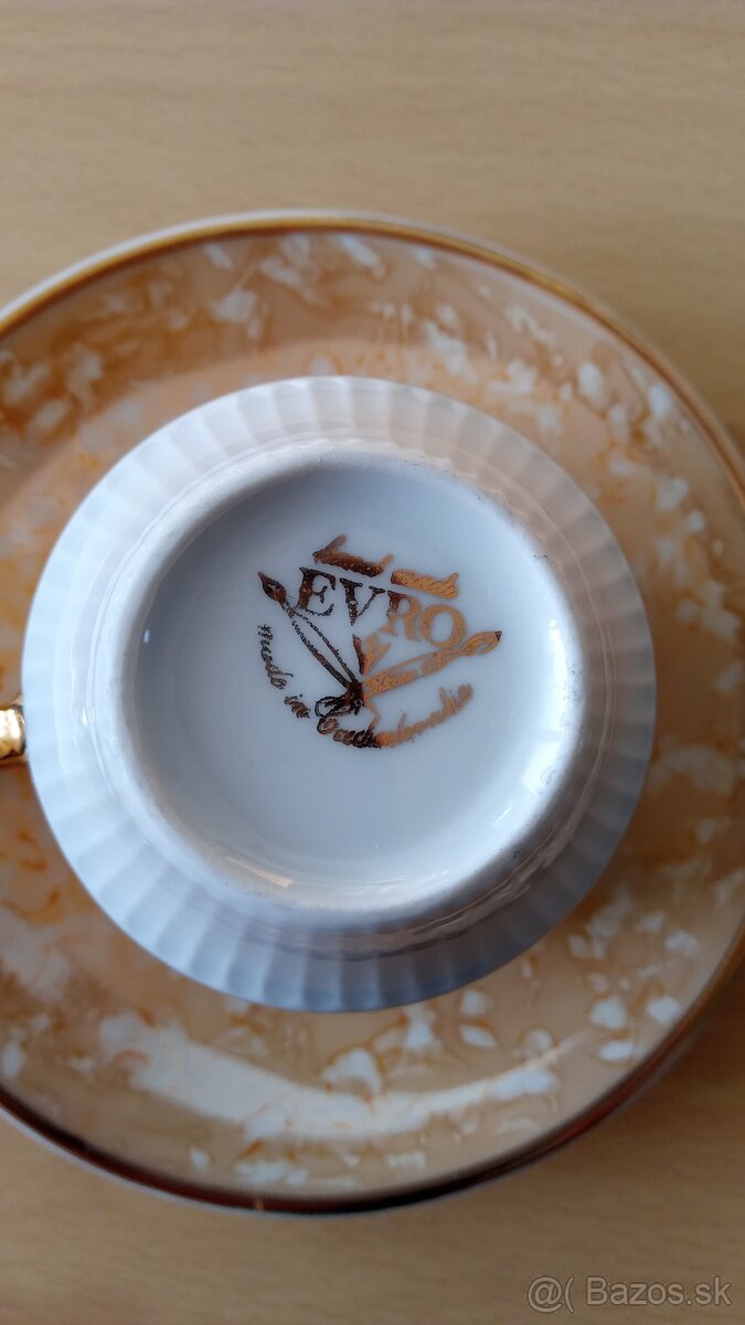 Kávovú súpravu - 2