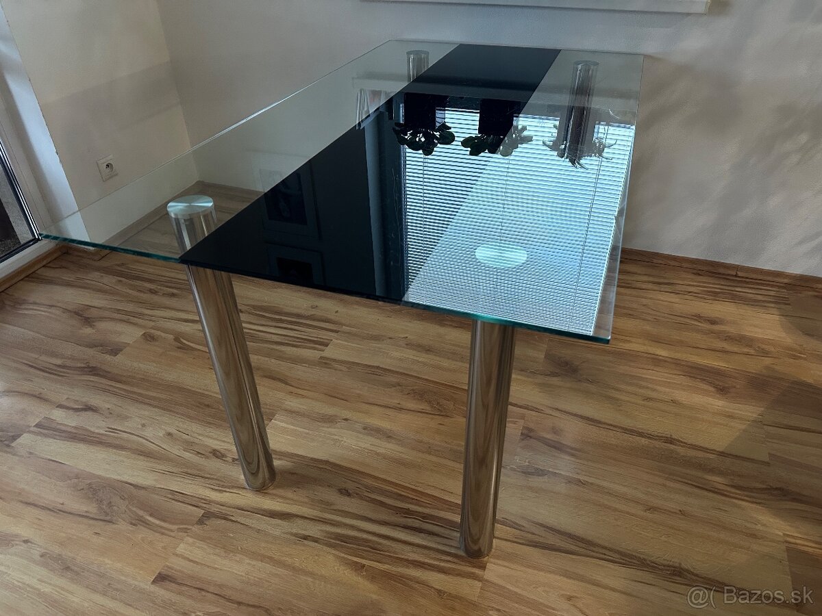 Sklenený jedálenský stôl - 2