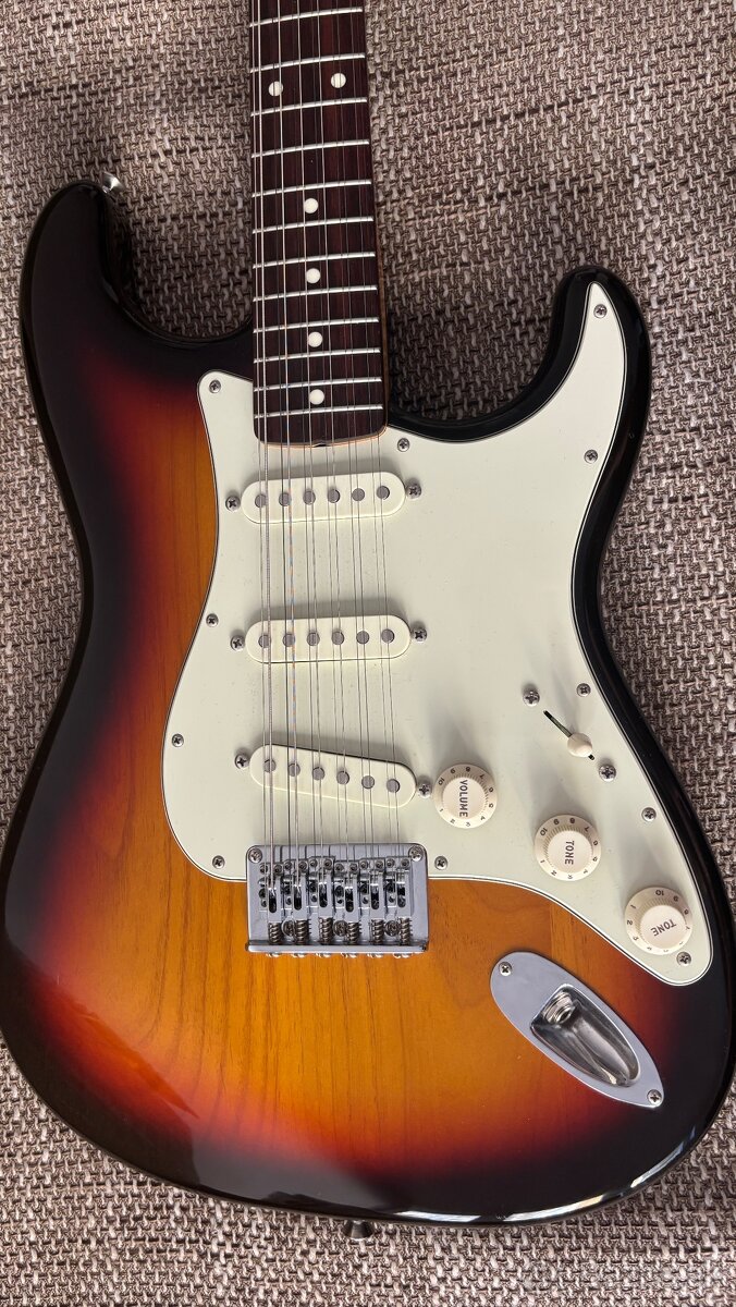 Fender Stratocaster XII - 2