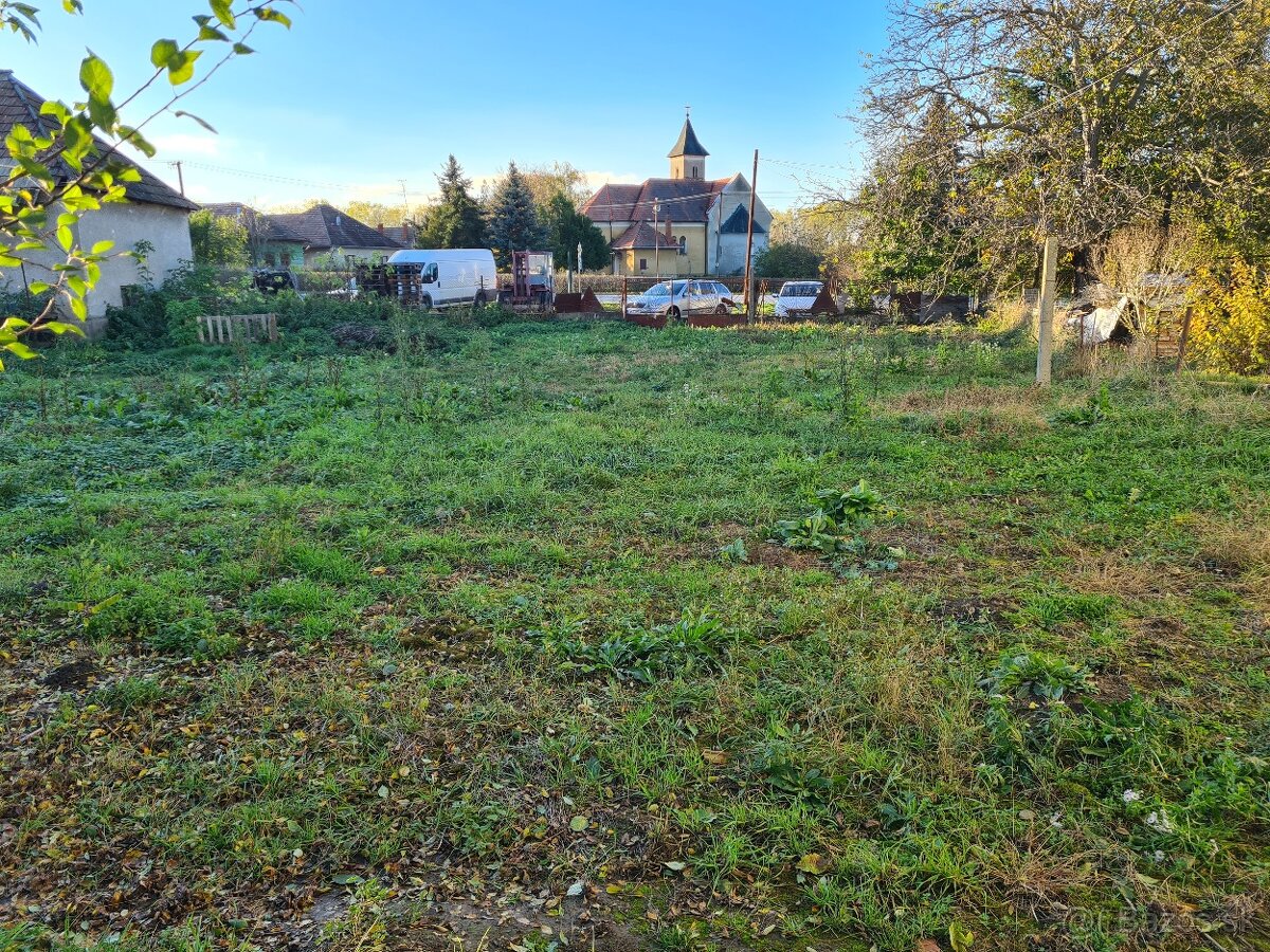 Stavebný pozemok - 2