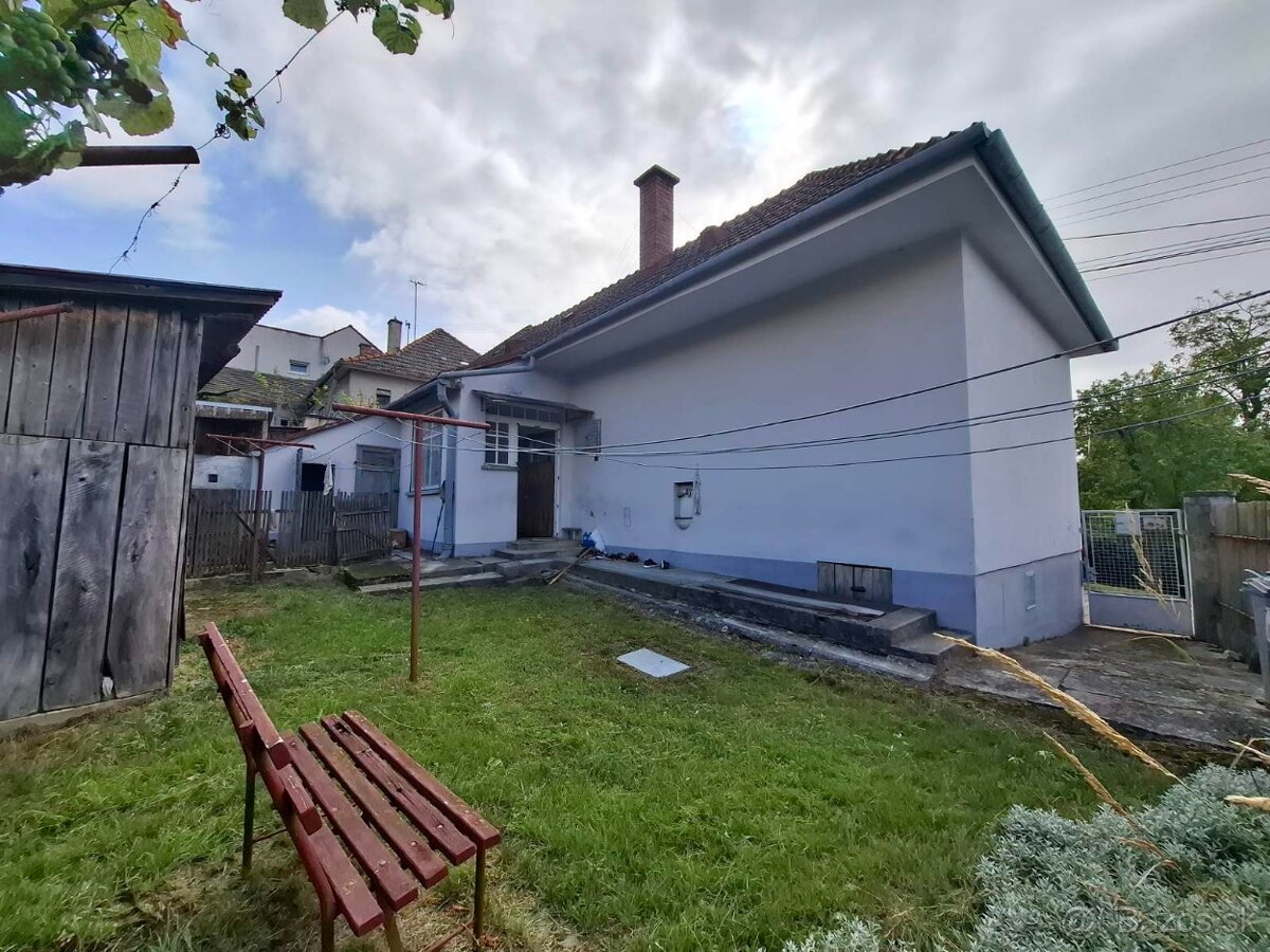 Predám dom v Chtelnici - 2