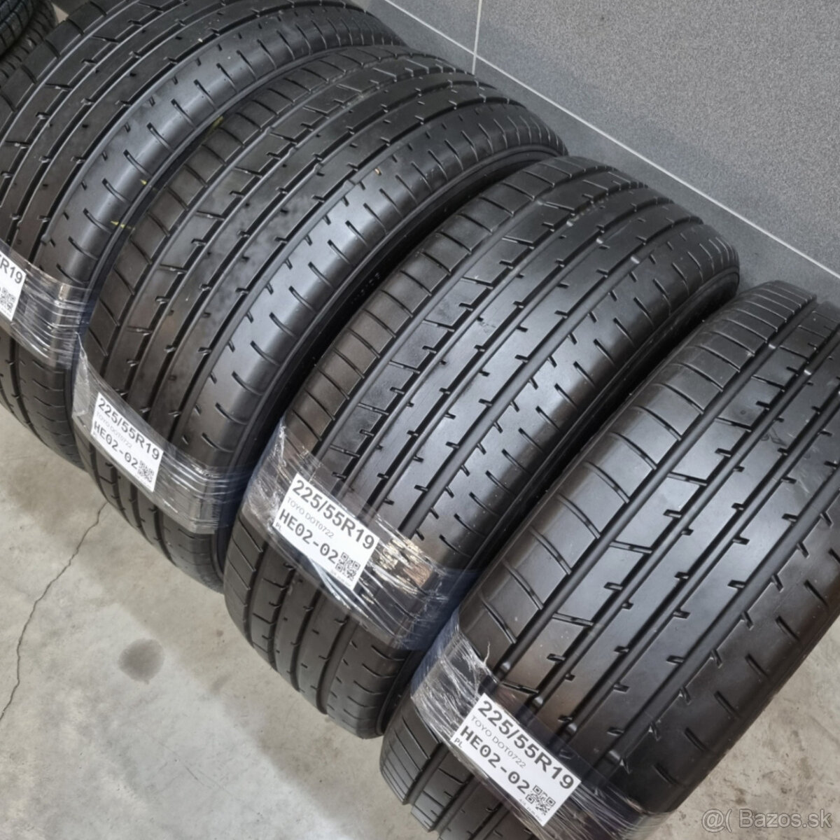 Letné pneumatiky 225/55 R19 TOYO - 2