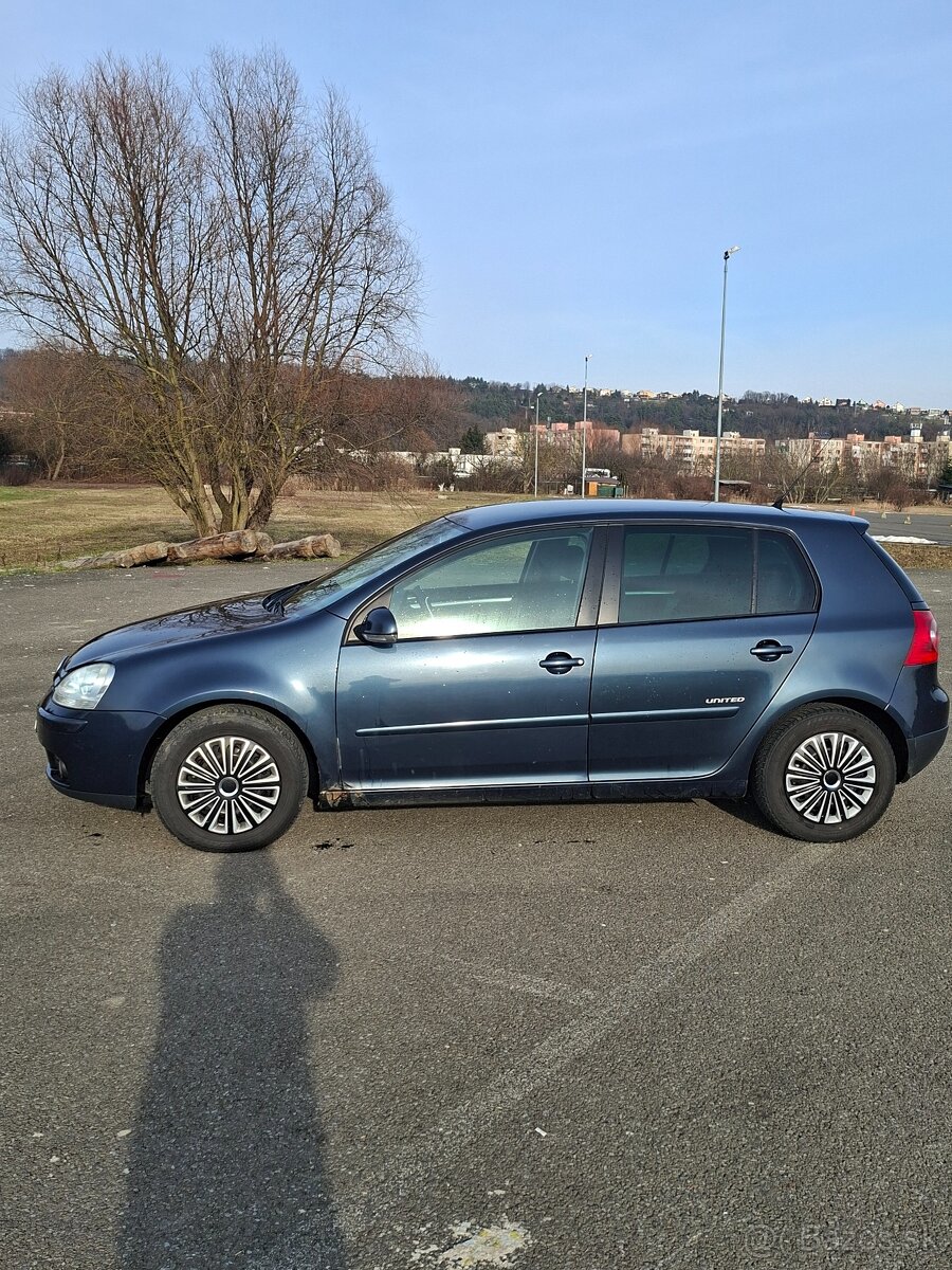 Predám VW Golf 5 - 2