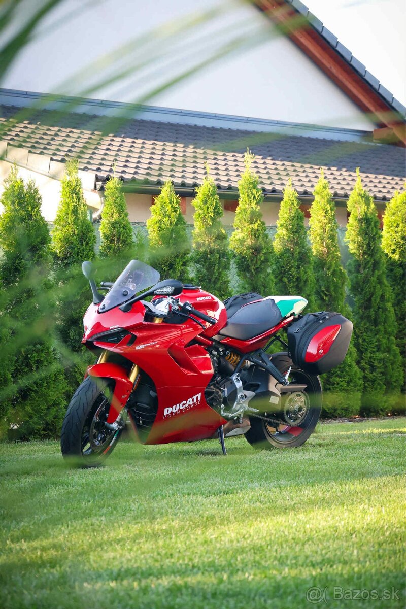 Ducati Supersport 950 S - 2