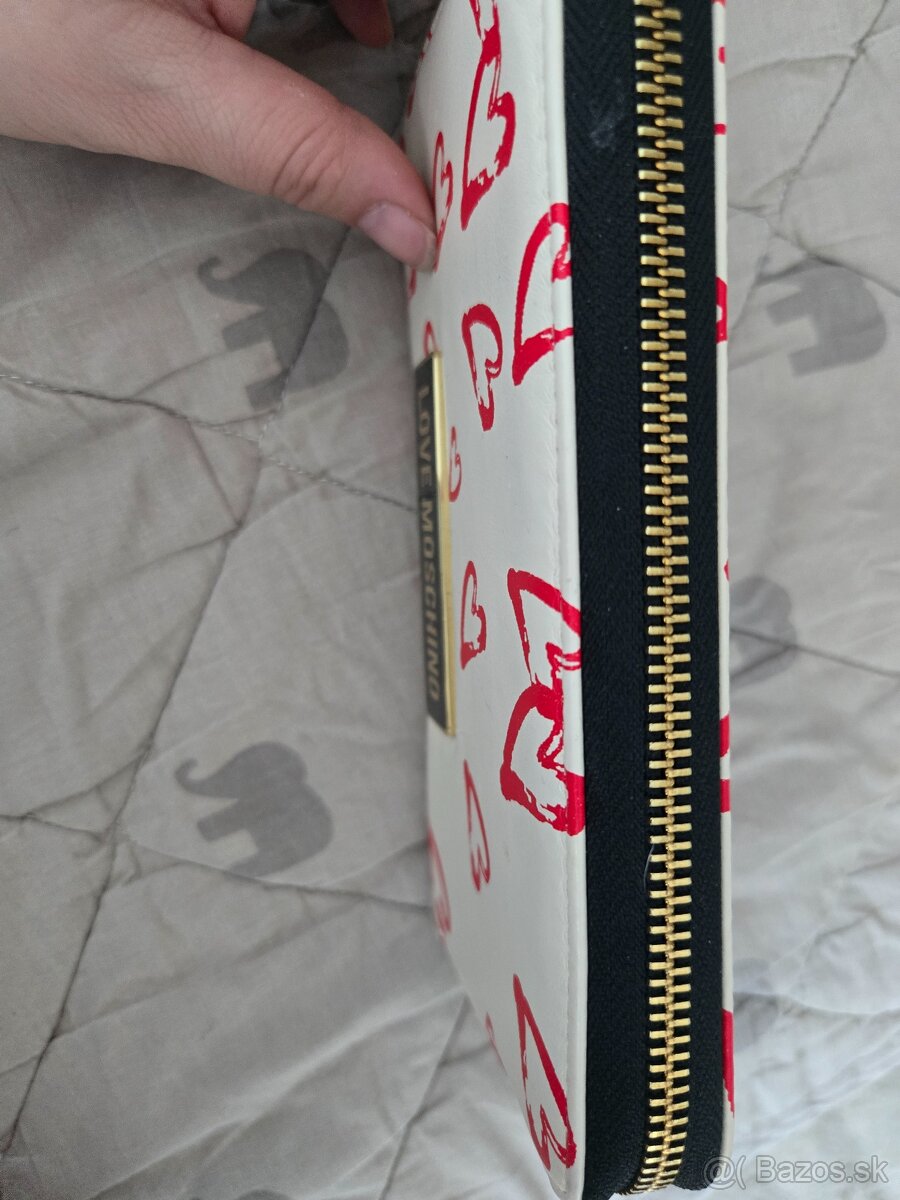 Peňaženka love moschino - 2