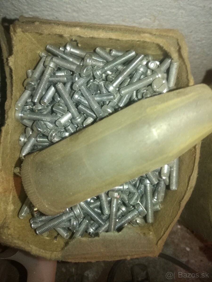 Predám šroby - 2
