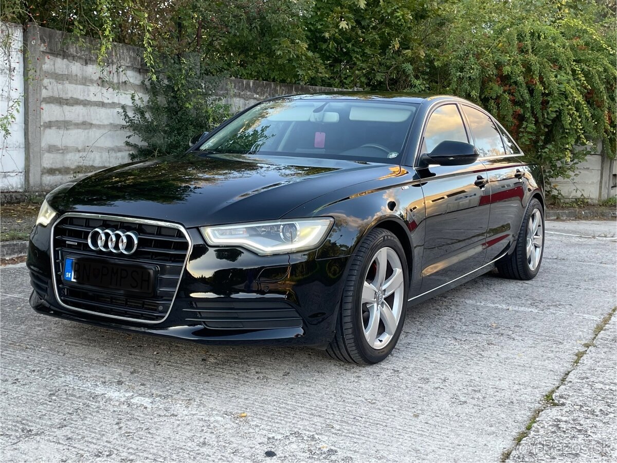 Audi A6 2,0L sedan - 2