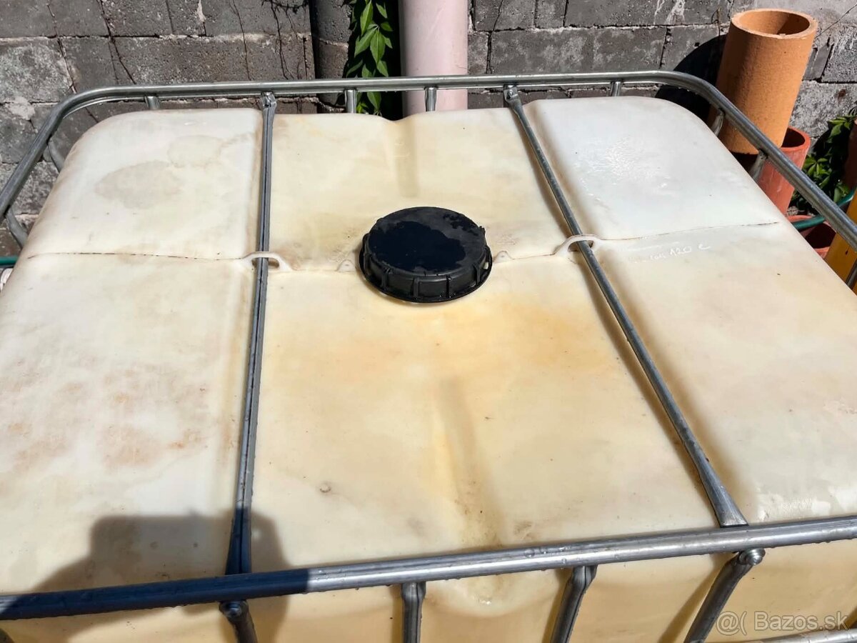 IBC kontajner 1000l - 2